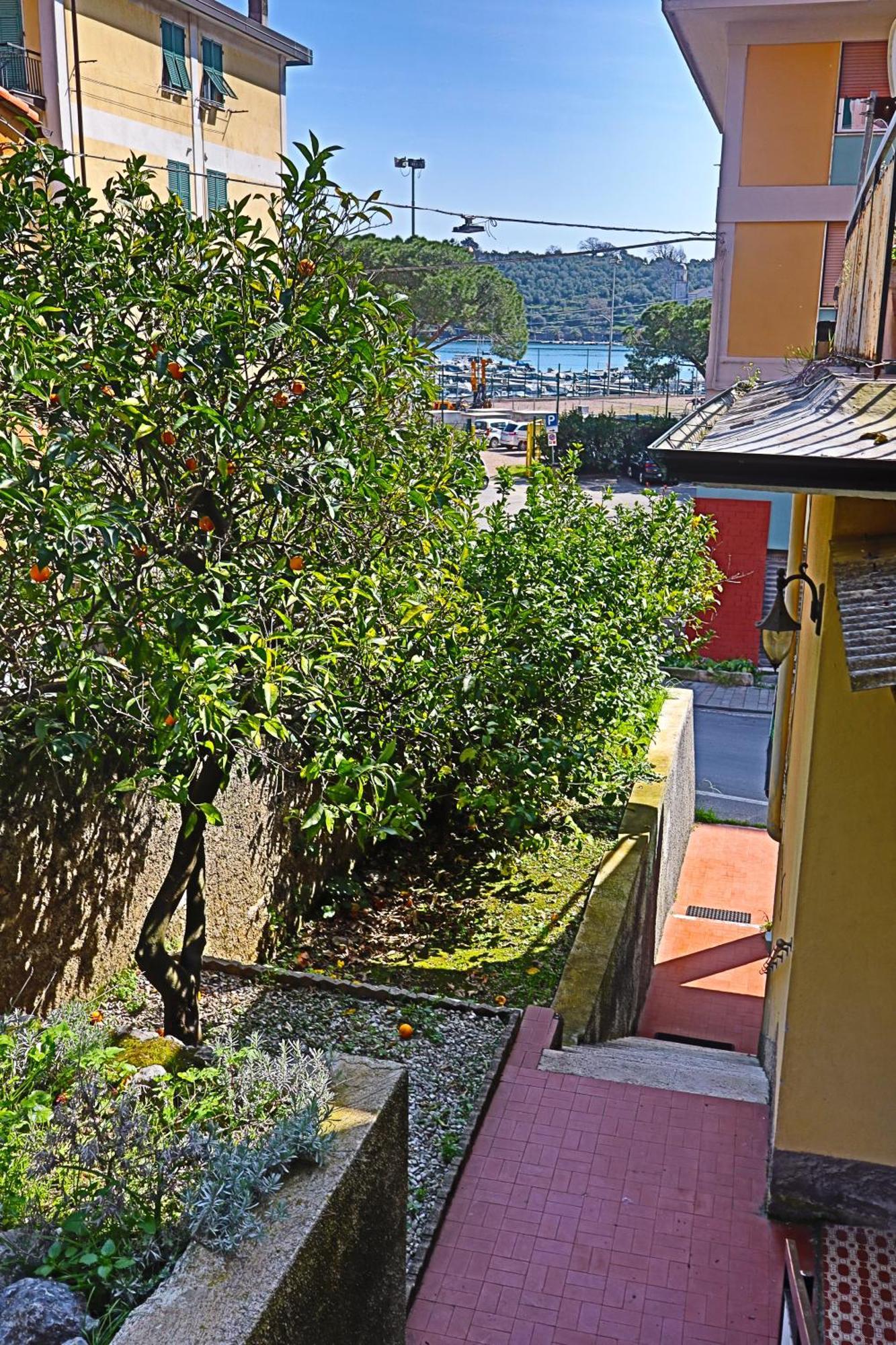 Giulio'S Terraces In The Bay Apartment Porto Venere Bagian luar foto